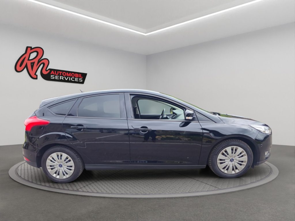 FORD FOCUS 1.0i EcoB 100 99g Trend, Benzin, Occasion / Gebraucht, Handschaltung - 7