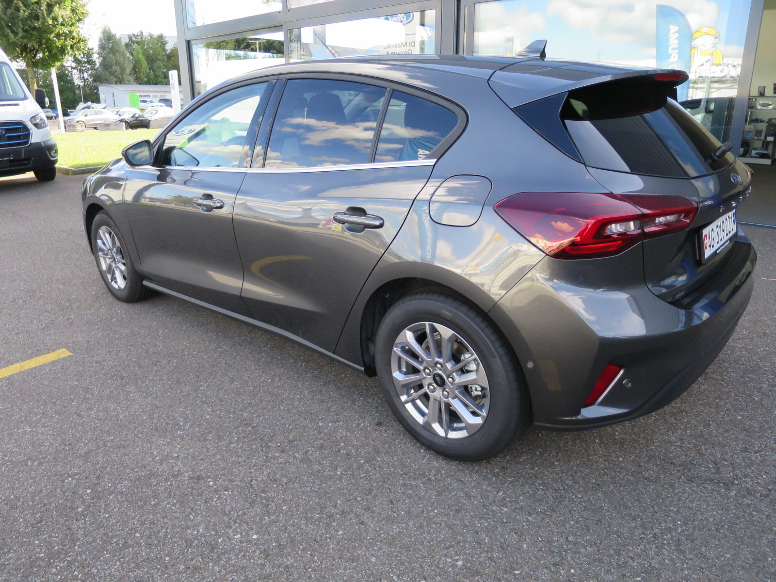 FORD Focus 1.0i EcoB Hybrid 125 Titanium X, Hybride Léger Essence/Électricité, Voiture de démonstration, Automatique - 3