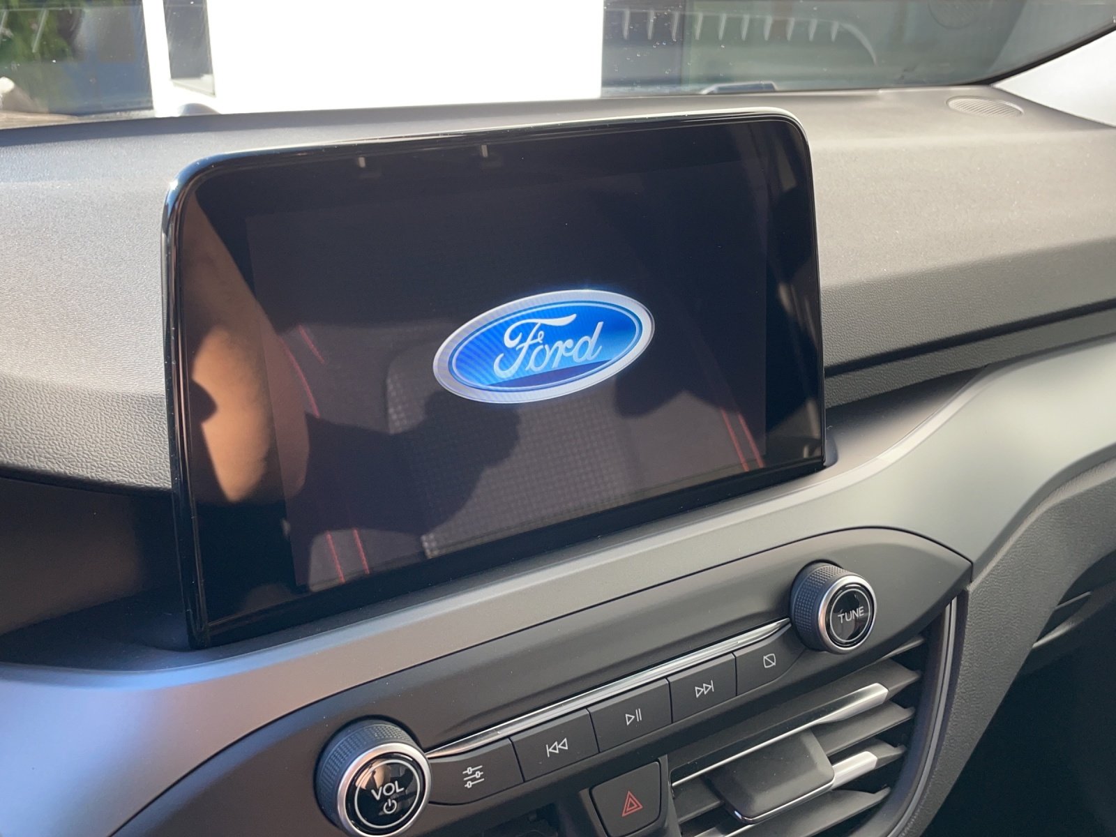 FORD Focus 1.0i EcoB Hybrid 155 ST-Line Style, Mild-Hybrid Petrol/Electric, Ex-demonstrator, Automatic - 7