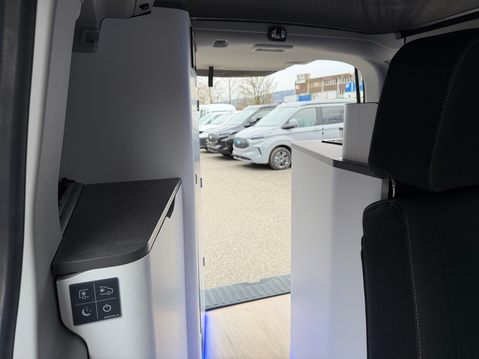 FORD Ford New Nugget Titanium L1 2.0 tdi 170 PS AT8 WESTFALI, Diesel, Auto nuove, Automatico - 6