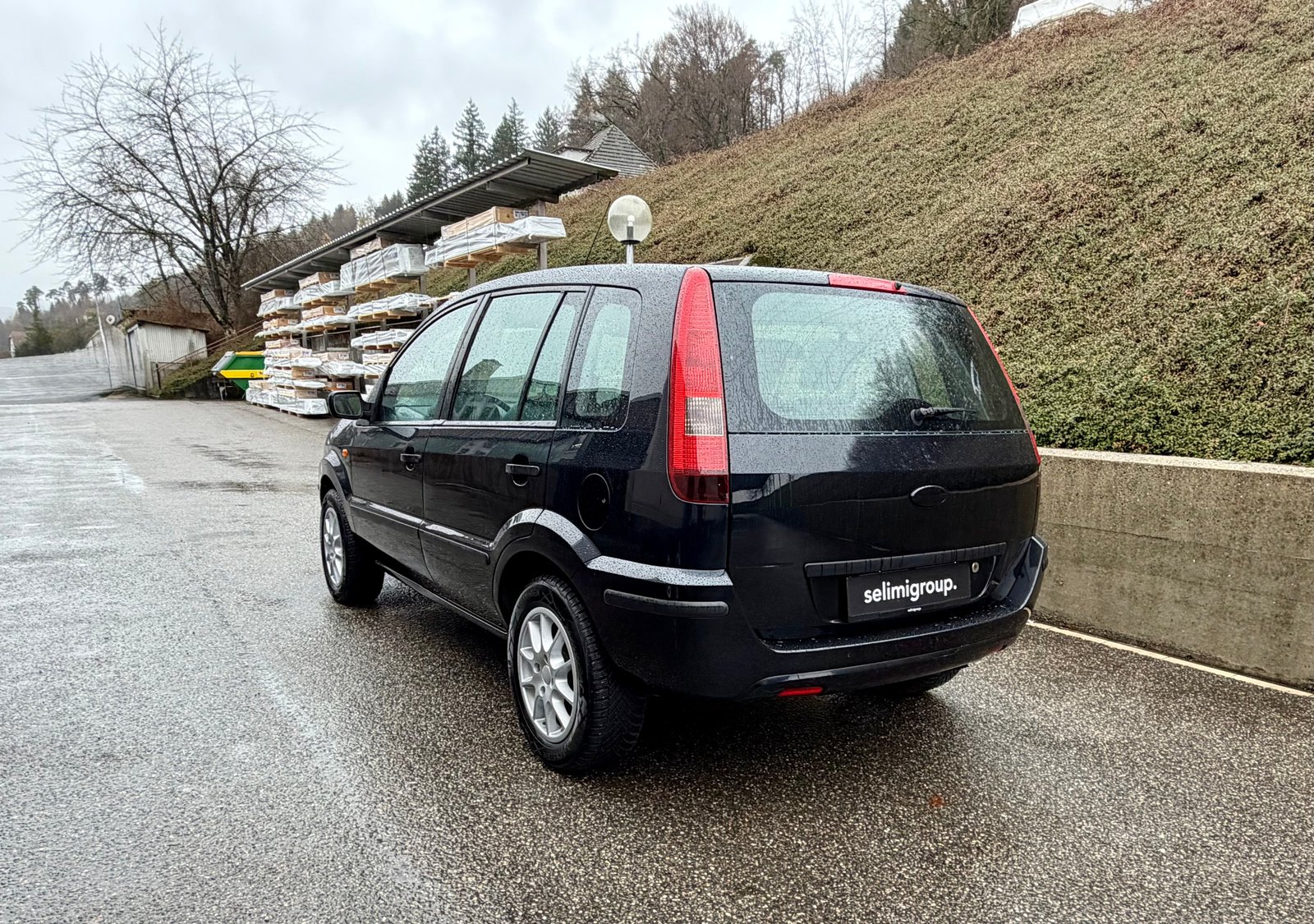 FORD Fusion 1.4 16V Ambiente, Essence, Occasion / Utilisé, Manuelle - 4