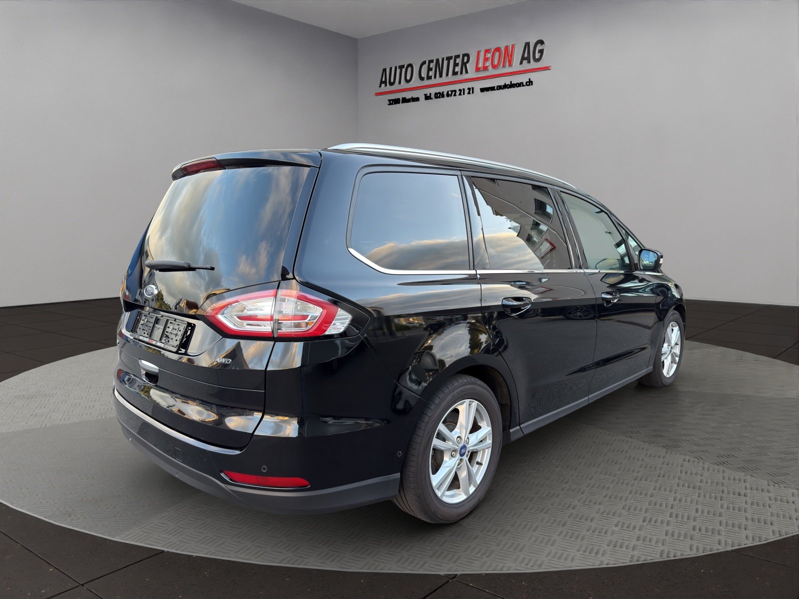 FORD Galaxy 2.0 TDCi Titanium AWD PowerShift, Diesel, Second hand / Used, Automatic - 5