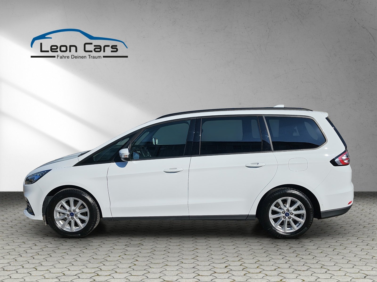 FORD Galaxy 2.5 FHEV Trend CVT 7-Sitzer, Voll-Hybrid Benzin/Elektro, Occasion / Gebraucht, Automat - 6