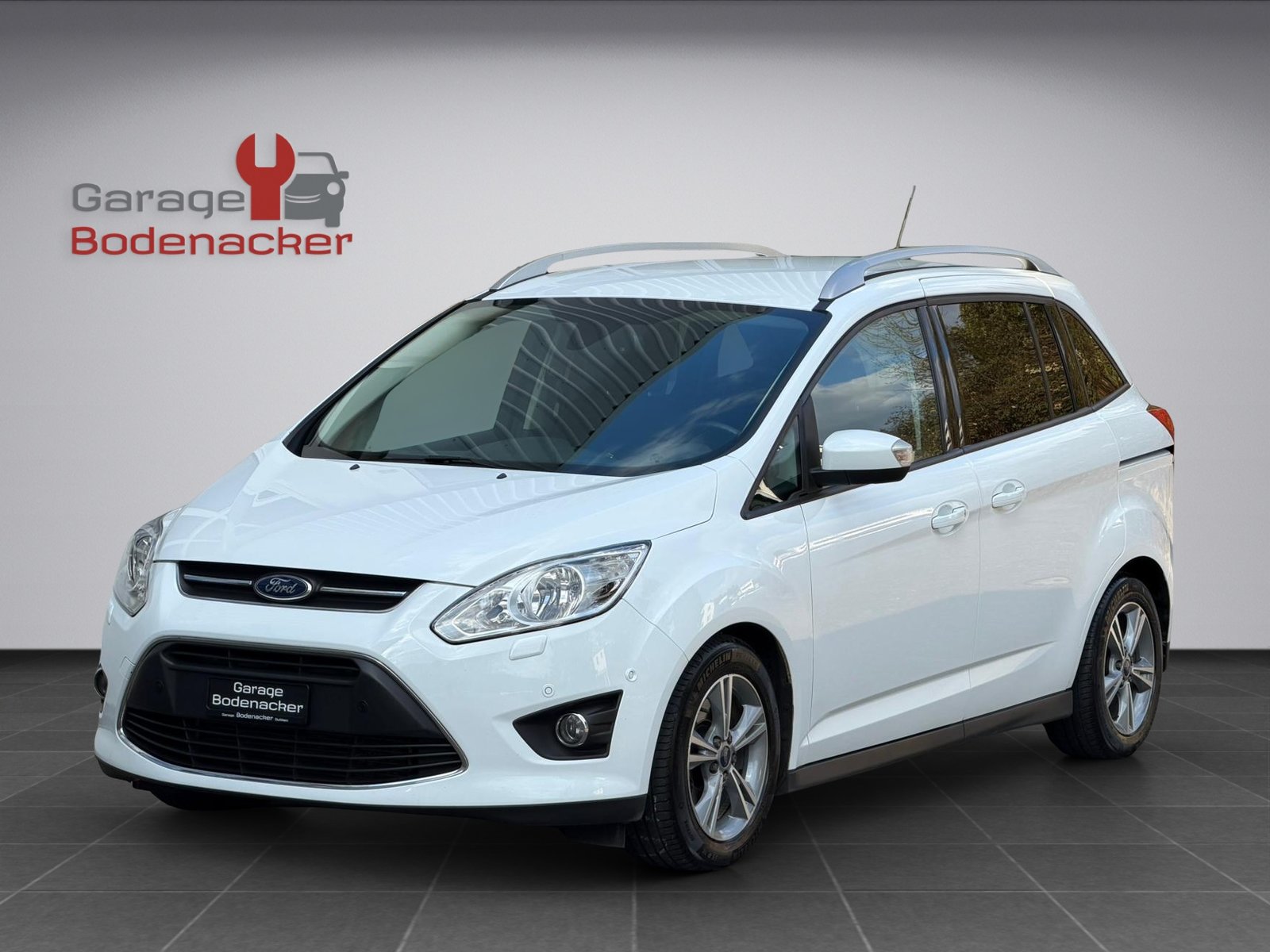 FORD Grand C-Max 1.6 SCTi Family-Edition * 7 SITZER *