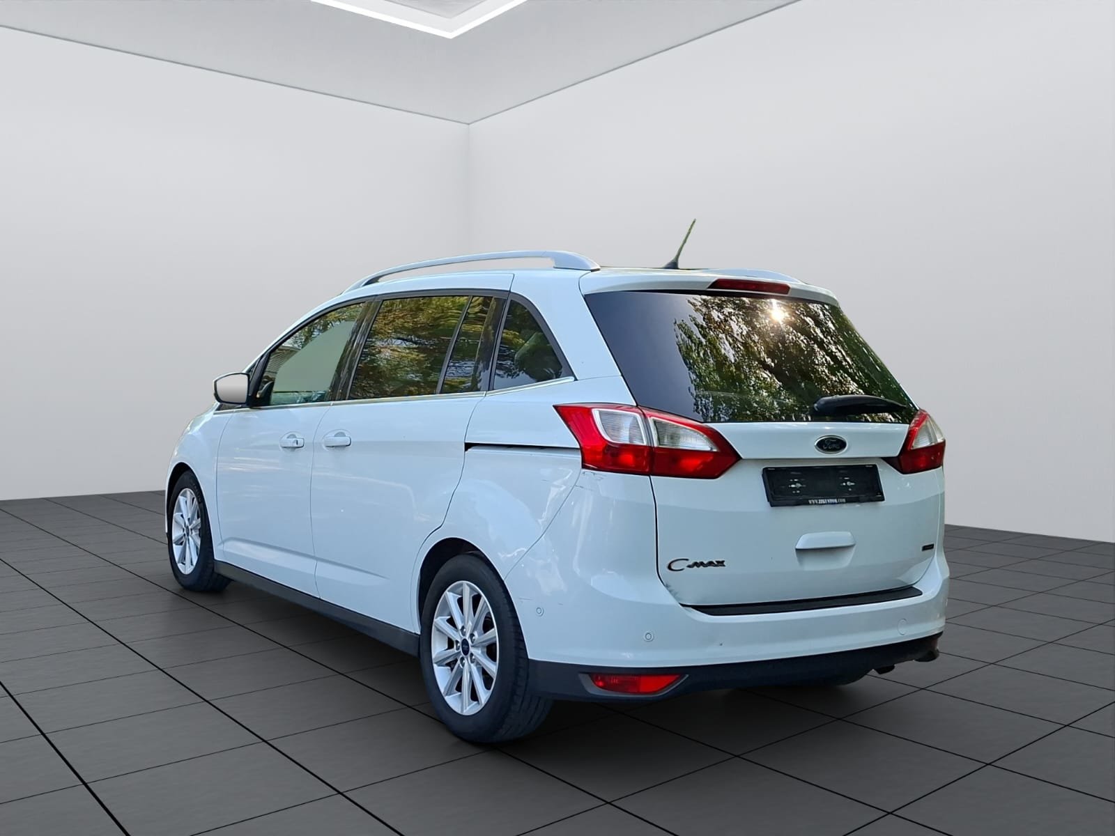 FORD GrC-Max 1.5 SCTi Titanium, Petrol, Second hand / Used, Manual - 5