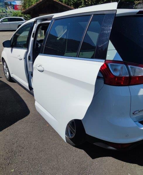 FORD Grand C-Max 1.6i EB SCTi 150 Titan. S/S, Benzin, Occasion / Gebraucht, Handschaltung - 6