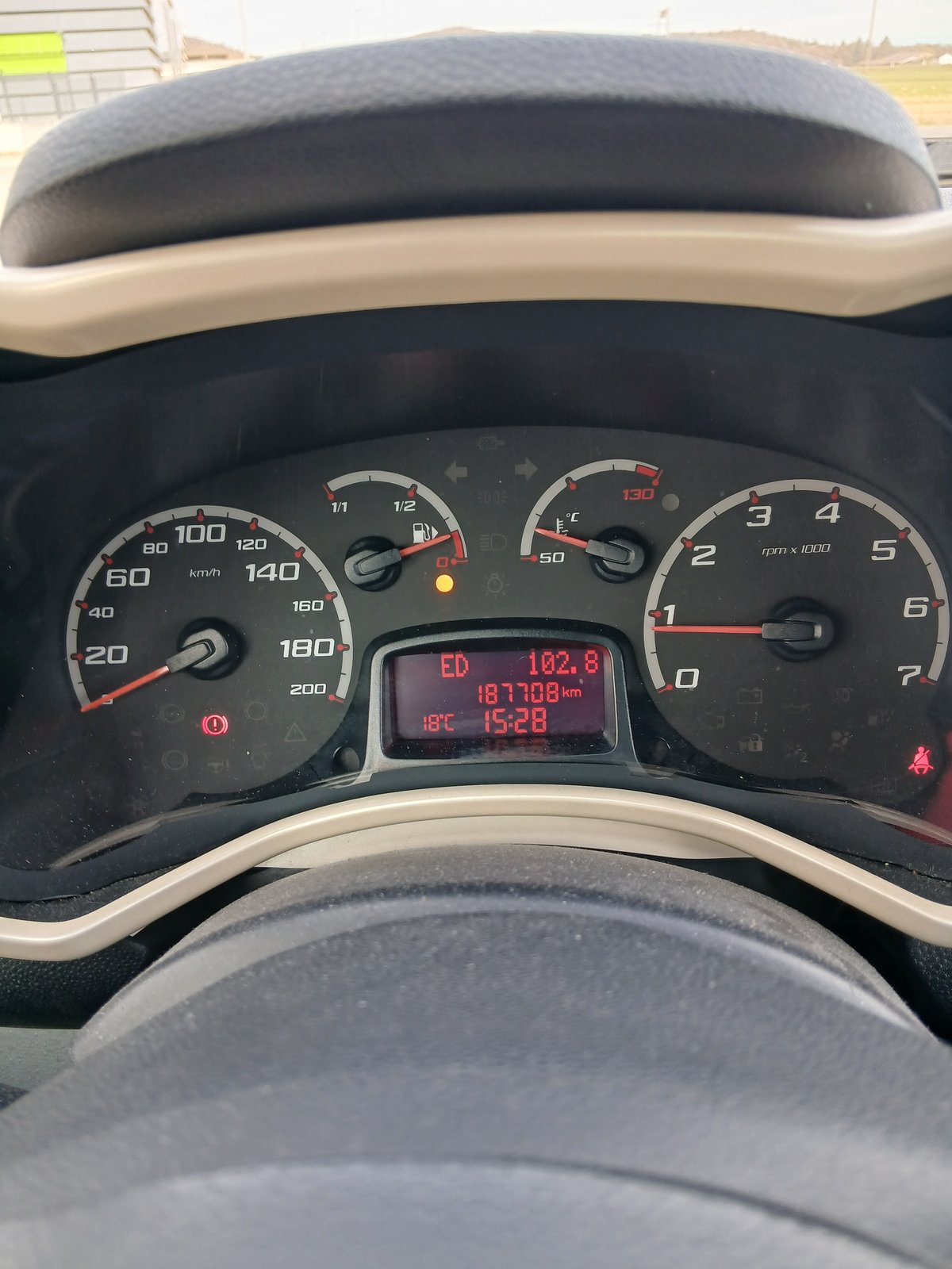 FORD KA 1.25 Ambiente, Benzin, Occasion / Gebraucht, Handschaltung - 7