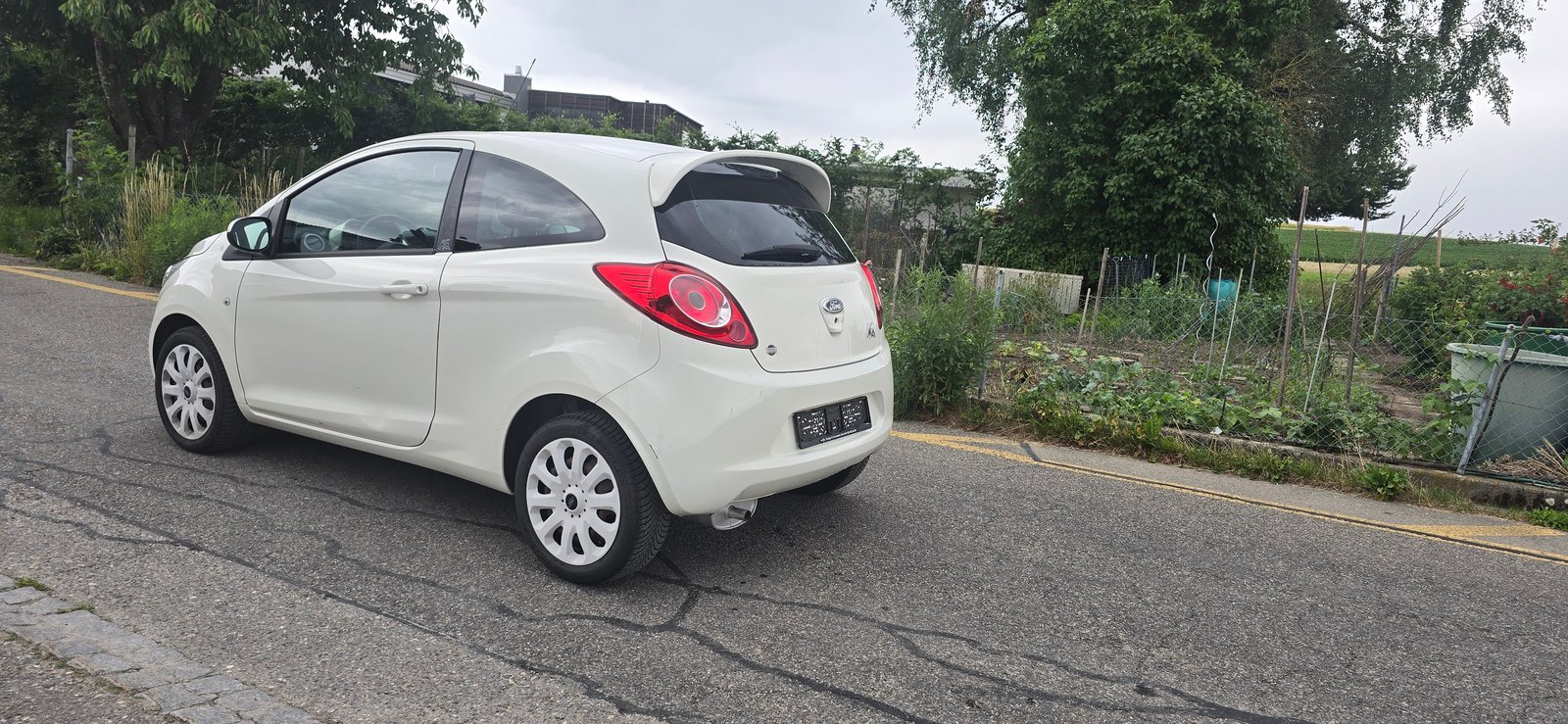 FORD KA 1.25 Titanium, Petrol, Second hand / Used, Manual - 5