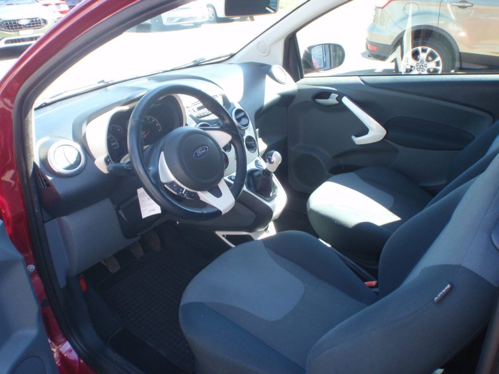 FORD 1.2 Titanium, Benzin, Occasion / Gebraucht, Handschaltung - 6