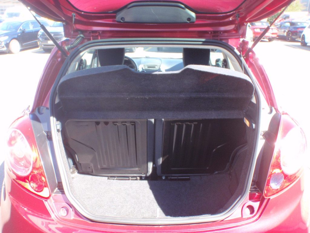 FORD 1.2 Titanium, Benzin, Occasion / Gebraucht, Handschaltung - 5