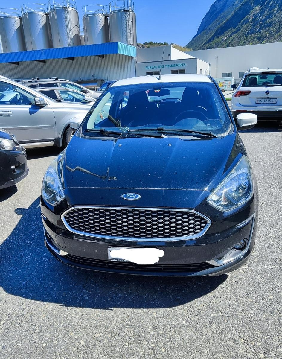 FORD Ka+ 1.2 Ti-VCT 85 Black Edition