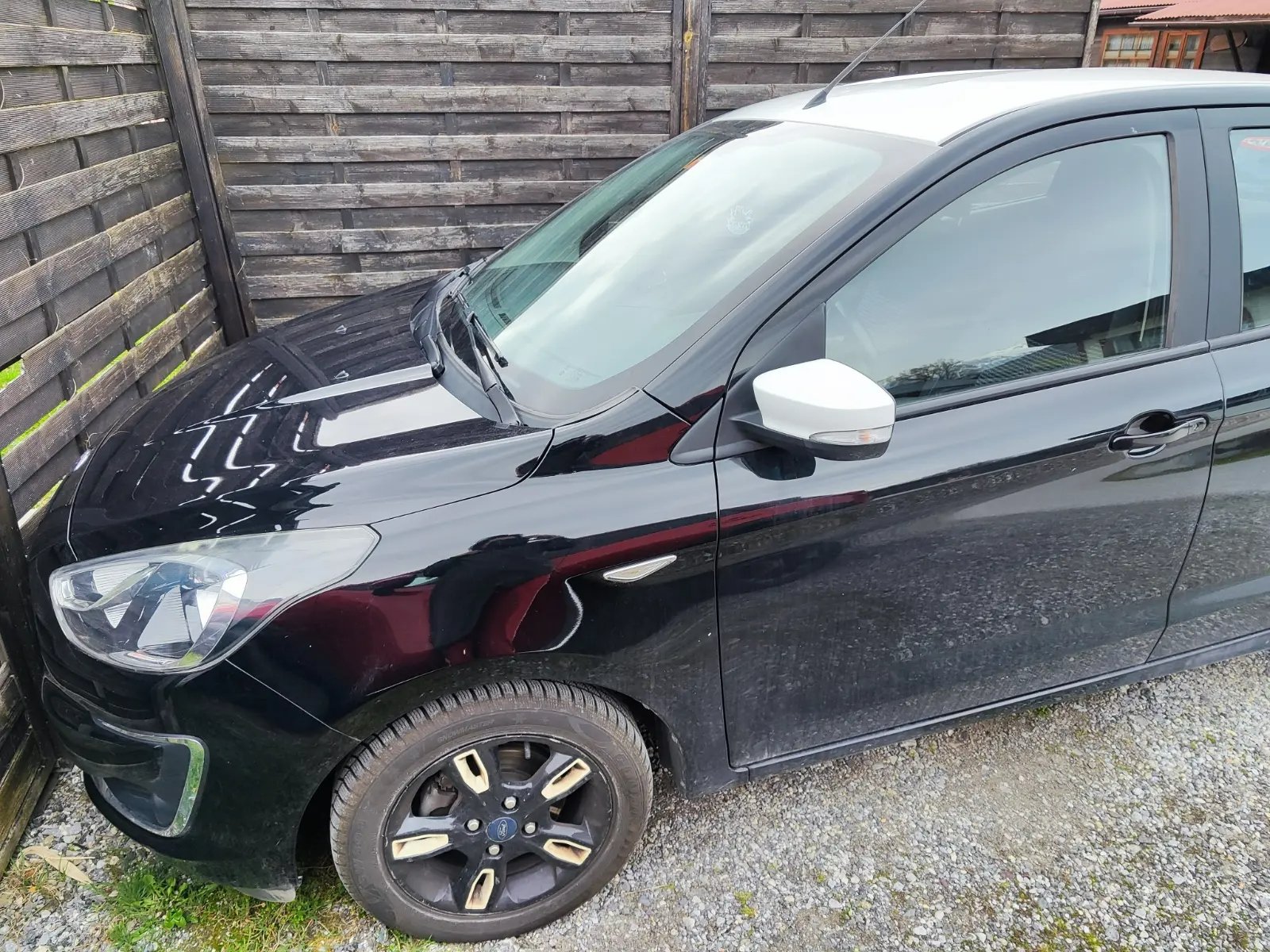 FORD Ka+ 1.2 Ti-VCT 85 Black Edition, Benzin, Occasion / Gebraucht, Handschaltung - 2