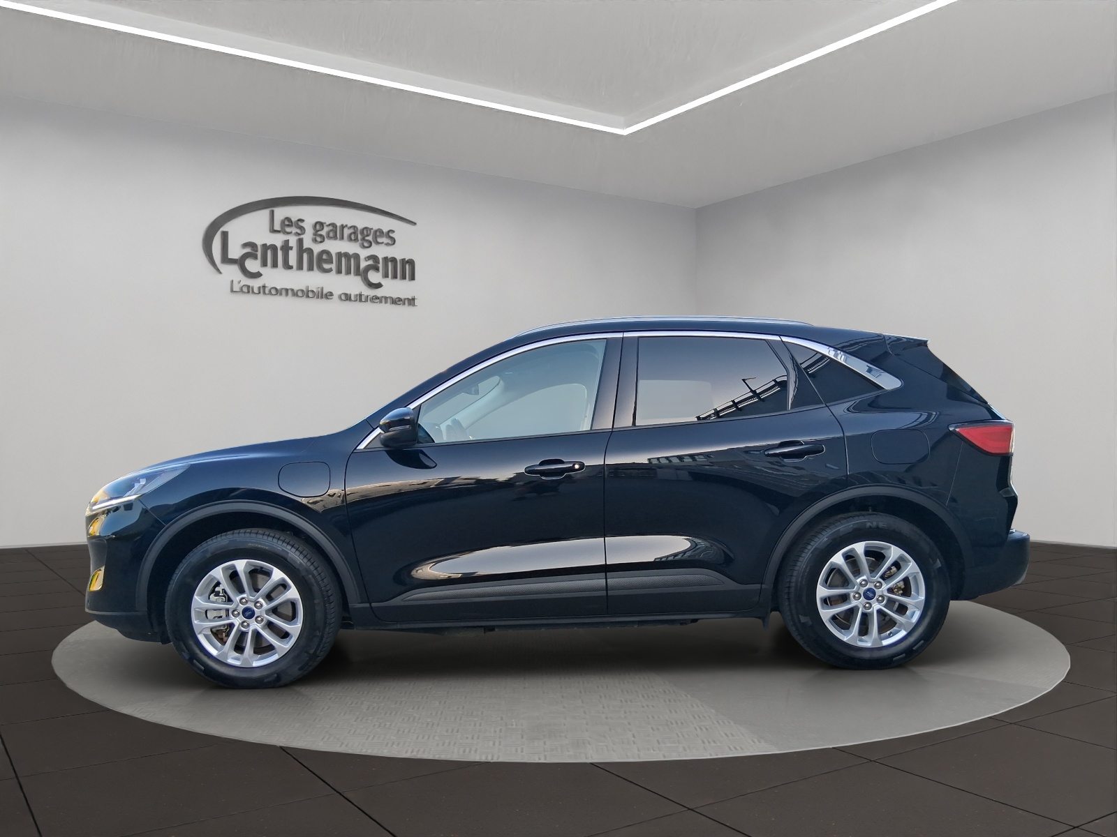 FORD Kuga 2.5 PHEV Titanium 2W, Essence, Occasion / Utilisé, Automatique - 2