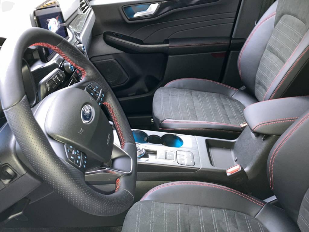 FORD Kuga 2.5 Plug-in Hybrid ST-Line X, Plug-in-Hybrid Benzina/Elettrica, Auto nuove, Automatico - 5