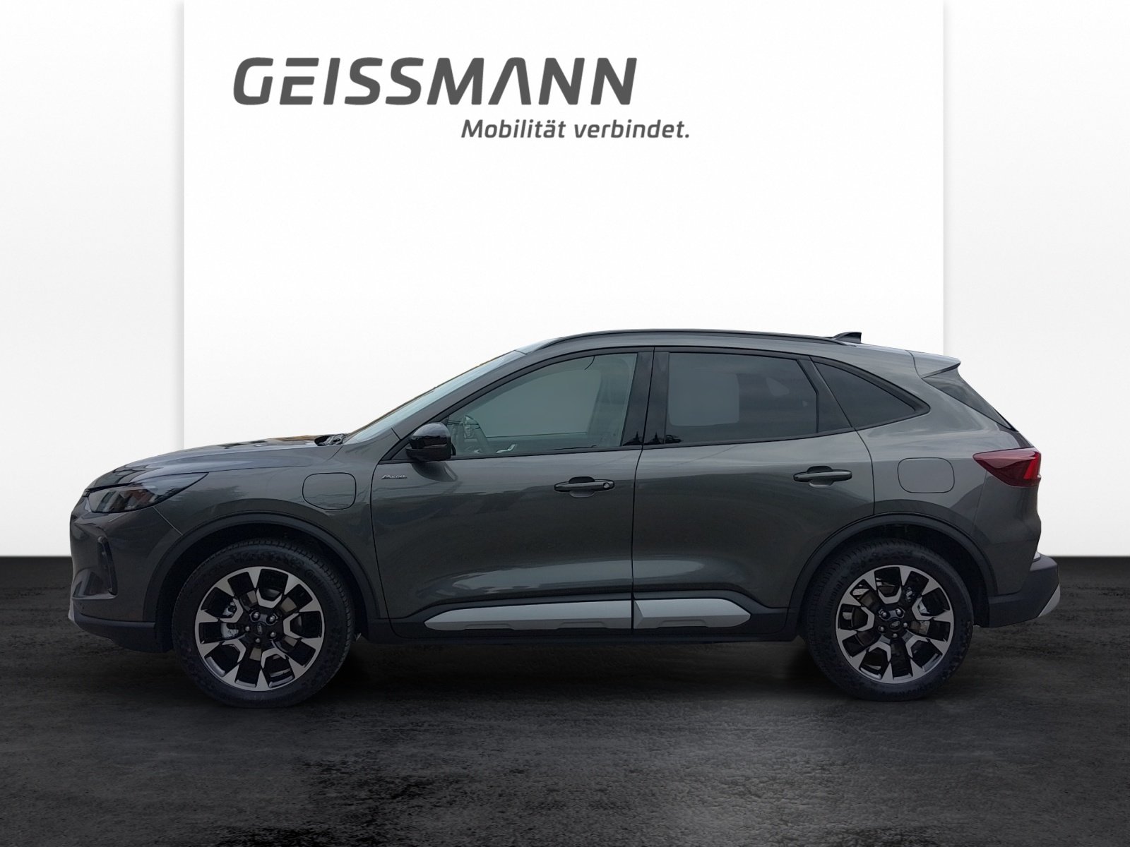 FORD Kuga 2.5 Plug-in Hybrid Active X 242 PS, Plug-in-Hybrid Petrol/Electric, New car, Automatic - 2