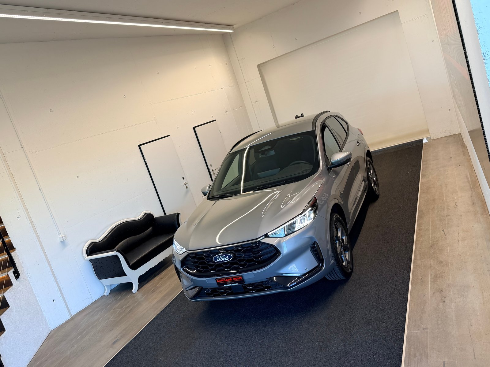 FORD Kuga 2.5 FHEV ST-Line 4WD, Hybride Intégral Essence/Électricité, Voiture nouvelle, Automatique - 4