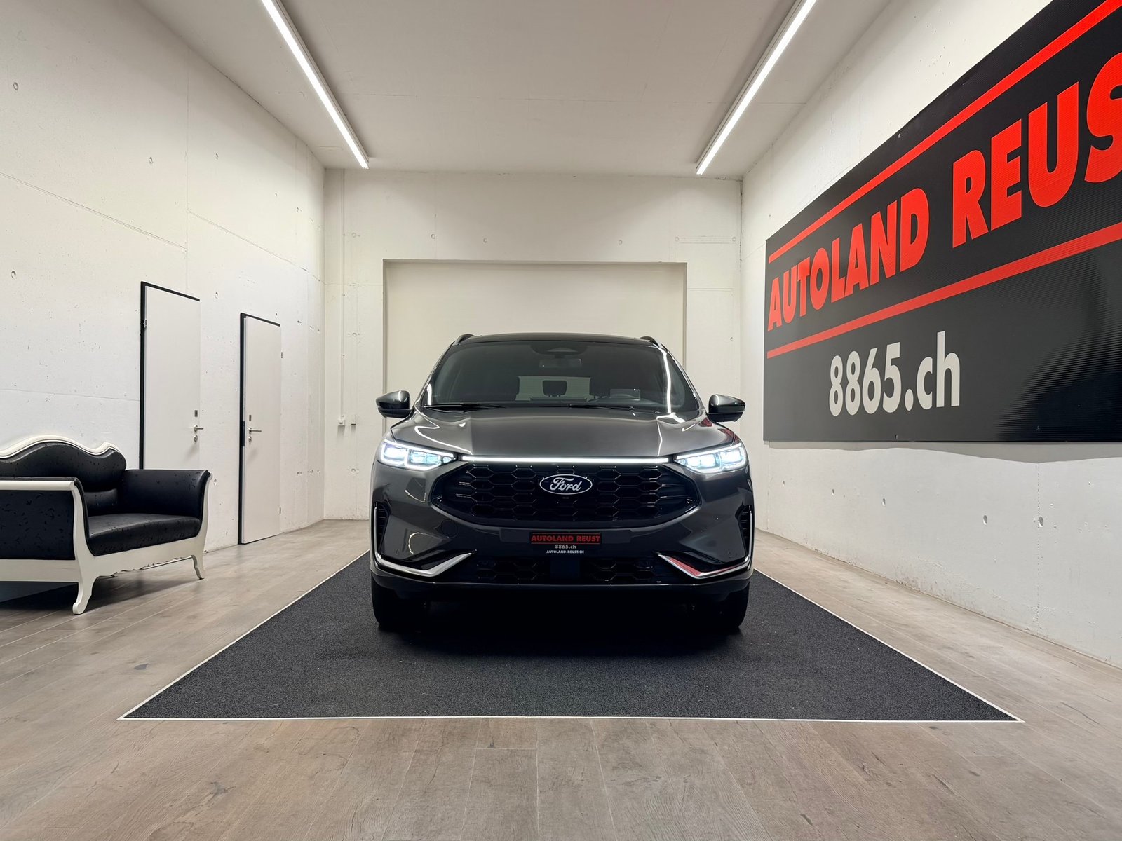 FORD Kuga 2.5 FHEV ST-Line X 4WD, Voll-Hybrid Benzin/Elektro, Neuwagen, Automatik - 2