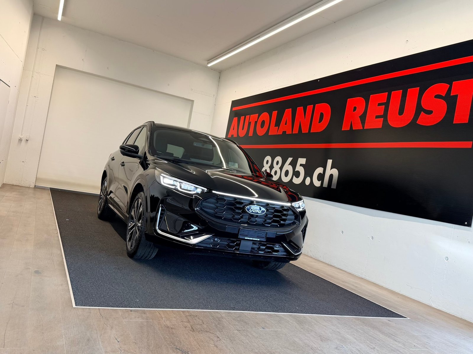 FORD Kuga 2.5 FHEV ST-LINE X 4WD