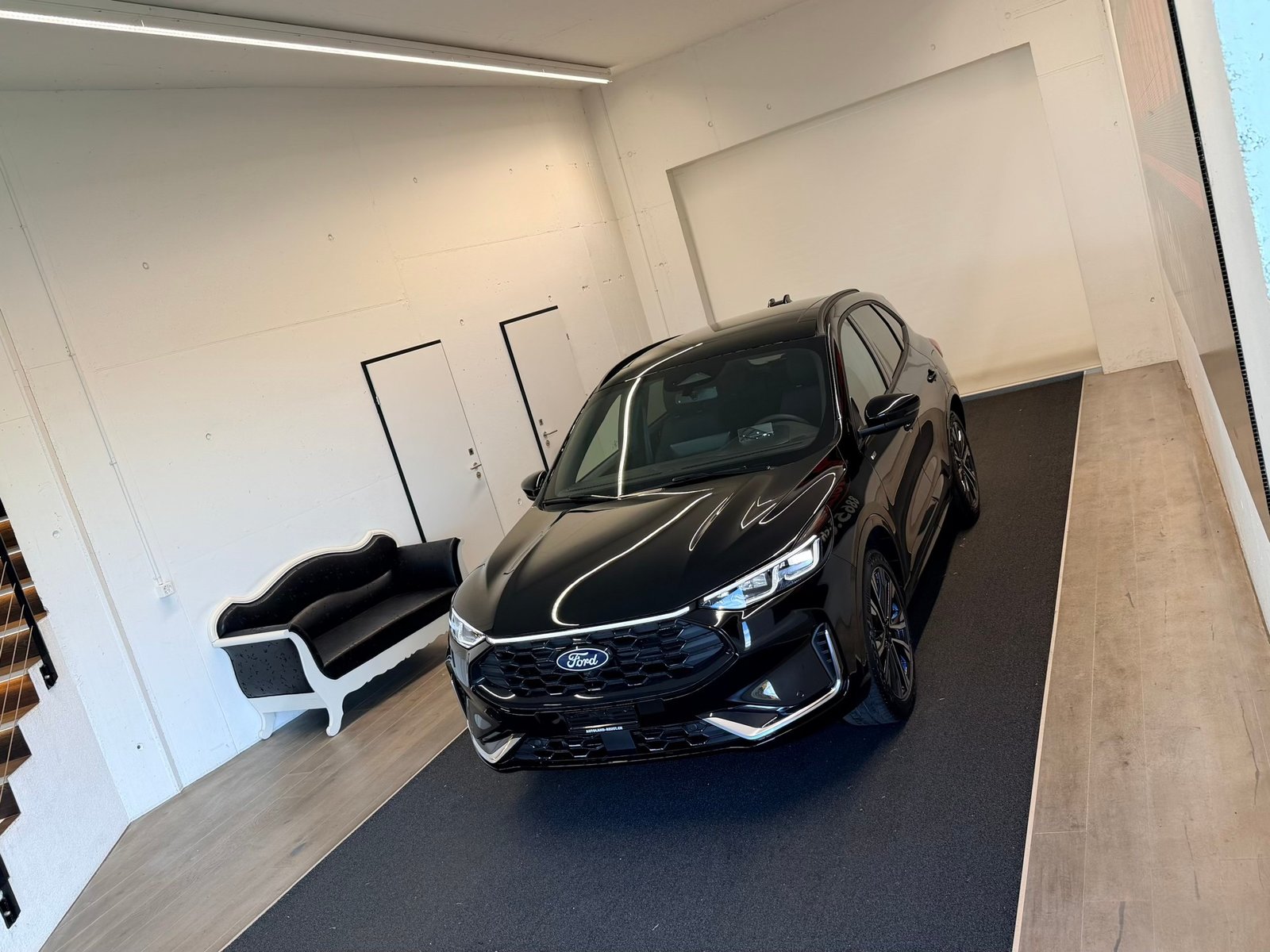 FORD Kuga 2.5 FHEV ST-LINE X 4WD, Hybride Intégral Essence/Électricité, Voiture nouvelle, Automatique - 4