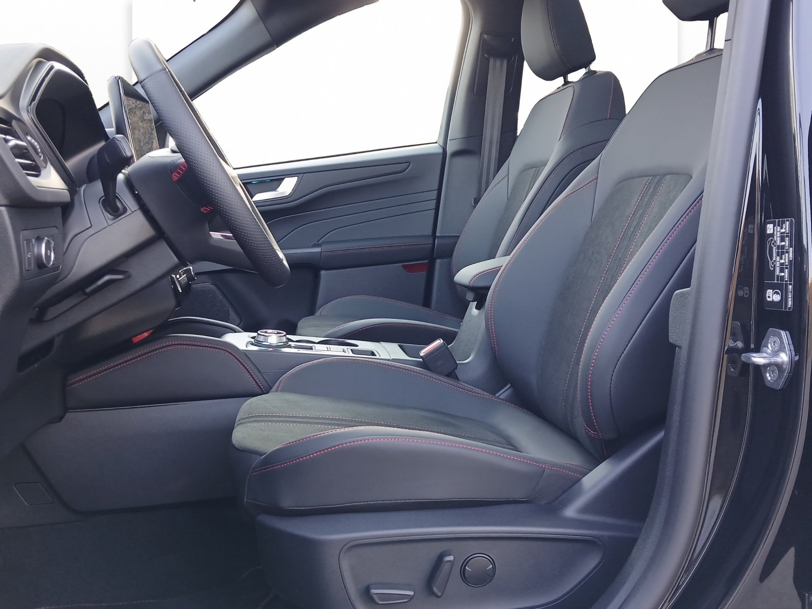 FORD Kuga 2.5 Hybrid ST-Line X 4x4 Black Edition, Hybride Integrale Benzina/Elettrica, Auto nuove, Automatico - 7