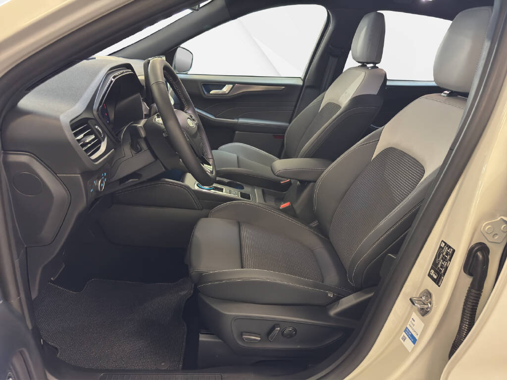 FORD Kuga 2.5 Hybrid Sound Edition 4x4, Voll-Hybrid Benzin/Elektro, Neuwagen, Automatik - 5