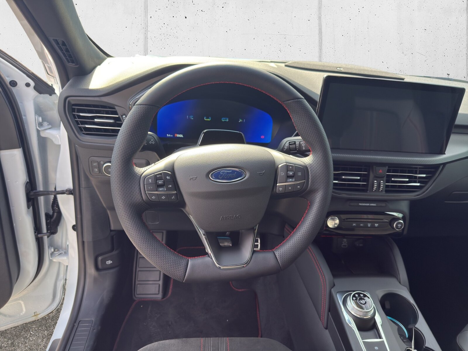 FORD Kuga 2.5 Plug-in Hybrid ST-Line X BlackWhite Ed., Hybride Rechargeable Essence/Électricité, Voiture nouvelle, Automatique - 7