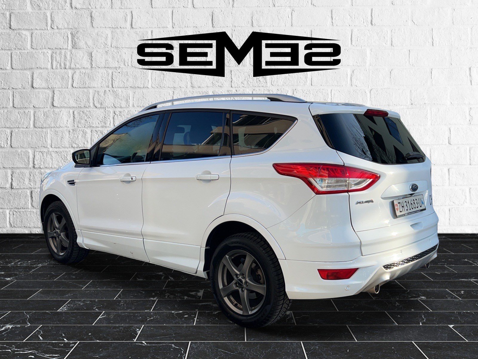 FORD Kuga 2.0 TDCi Titanium S 4WD PowerShift, Diesel, Second hand / Used, Automatic - 3