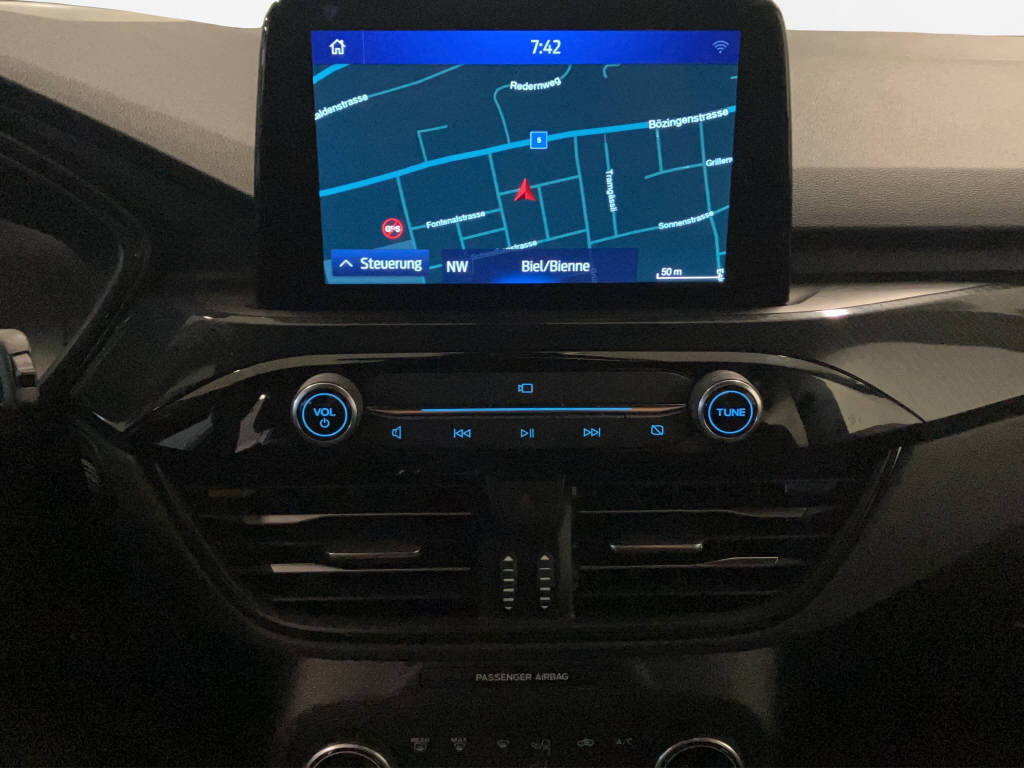 FORD Kuga 2.5 Plug-in Hybrid ST-Line X, Plug-in-Hybrid Benzin/Elektro, Occasion / Gebraucht, Automatik - 7