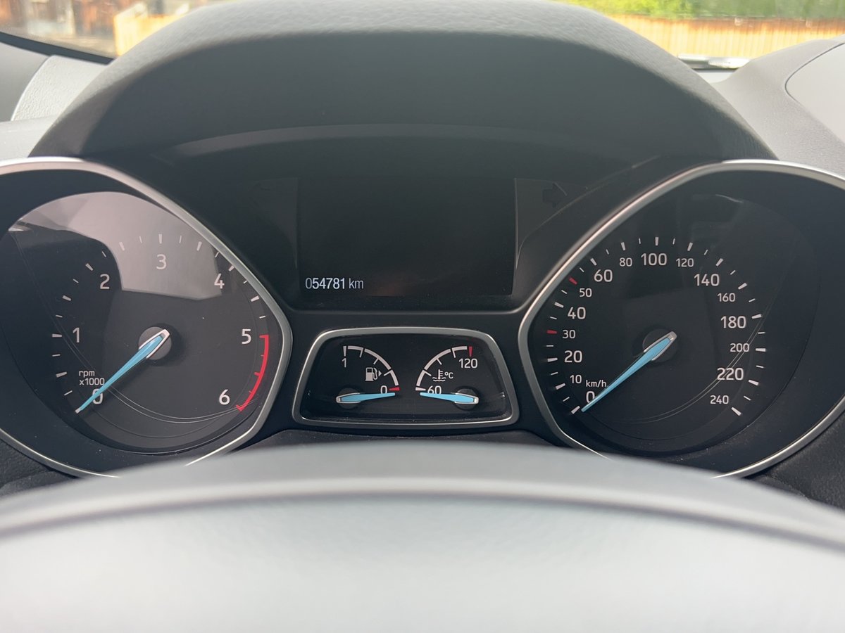 FORD Kuga 2.0 TDCi ST Line High 4WD PowerShift, Diesel, Occasion / Utilisé, Automatique - 6