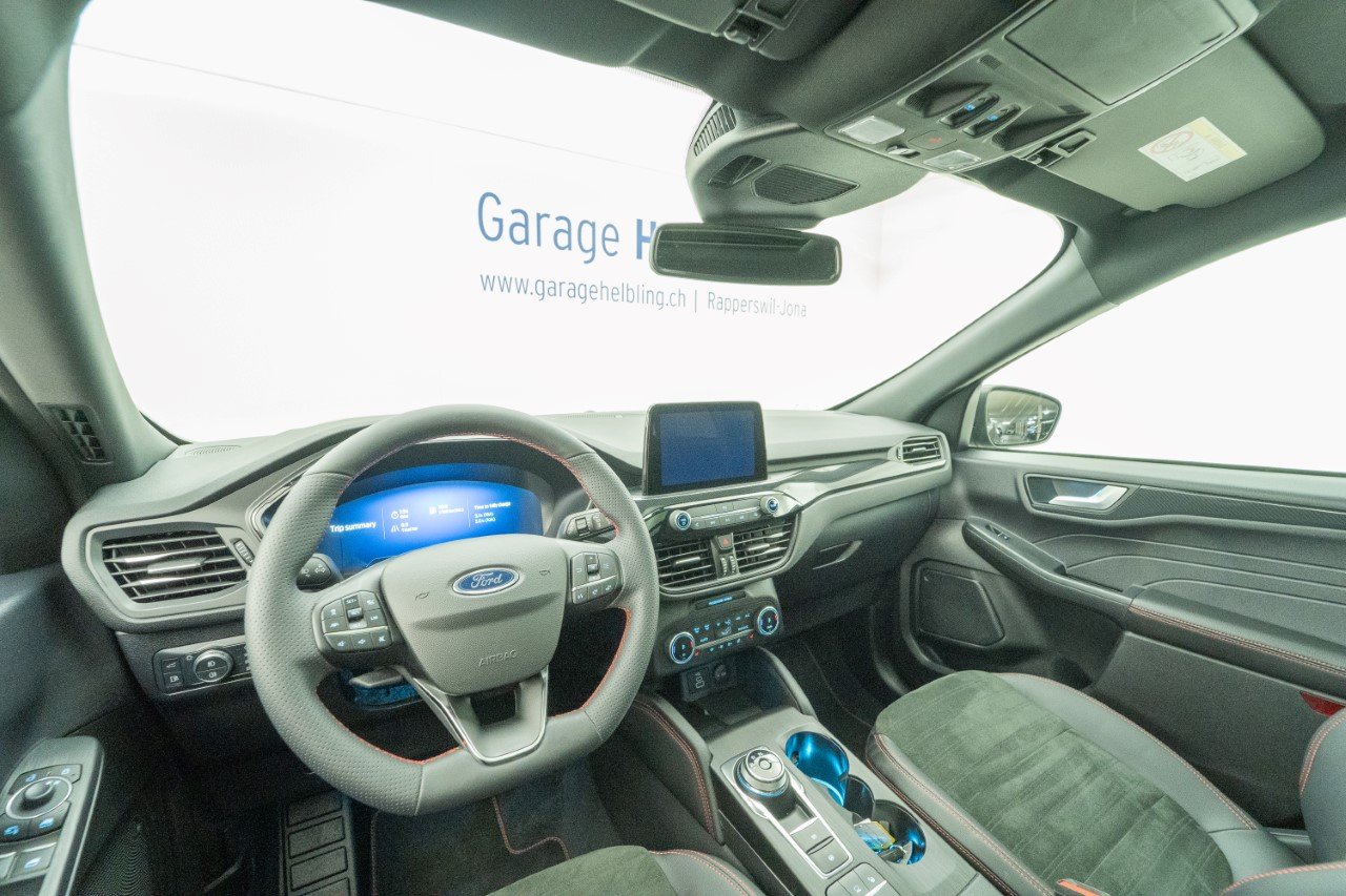 FORD Kuga 2.5 Plug-in Hybrid ST-Line X, Hybride Rechargeable Essence/Électricité, Occasion / Utilisé, Automatique - 7