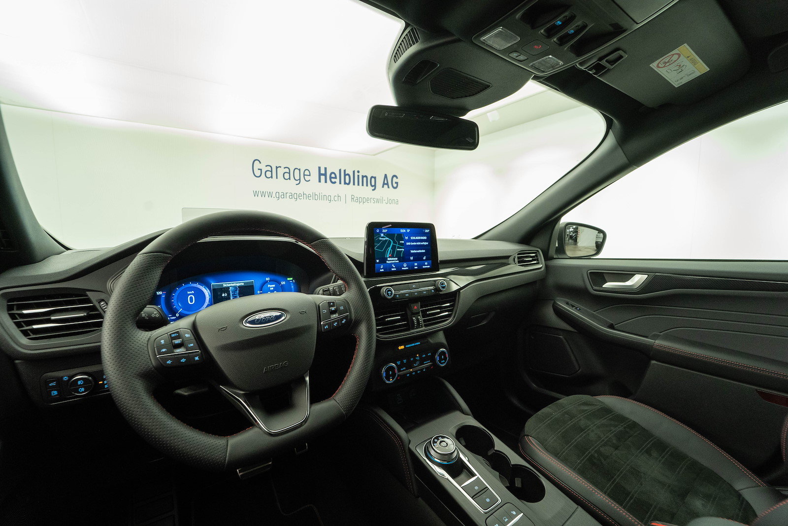 FORD Kuga 2.5 Plug-in Hybrid ST-Line X, Hybride Rechargeable Essence/Électricité, Occasion / Utilisé, Automatique - 7