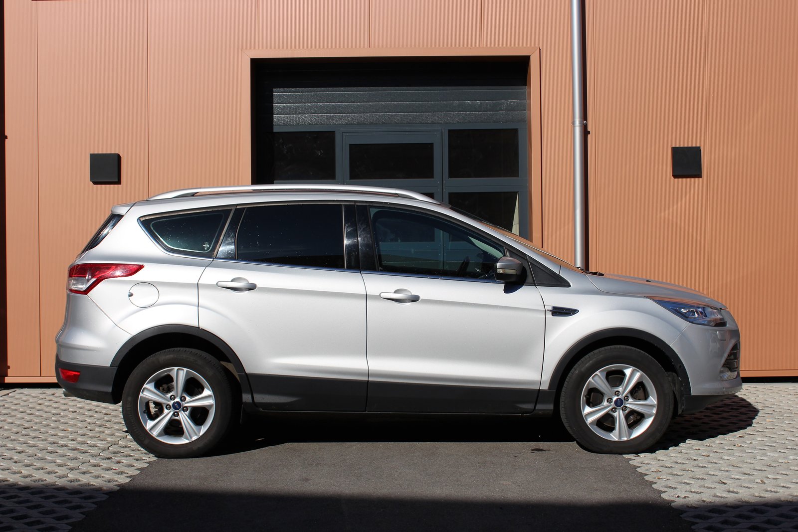 FORD Kuga 2.0 TDCi Titanium 4WD PowerShift, Diesel, Occasion / Utilisé, Automatique - 3