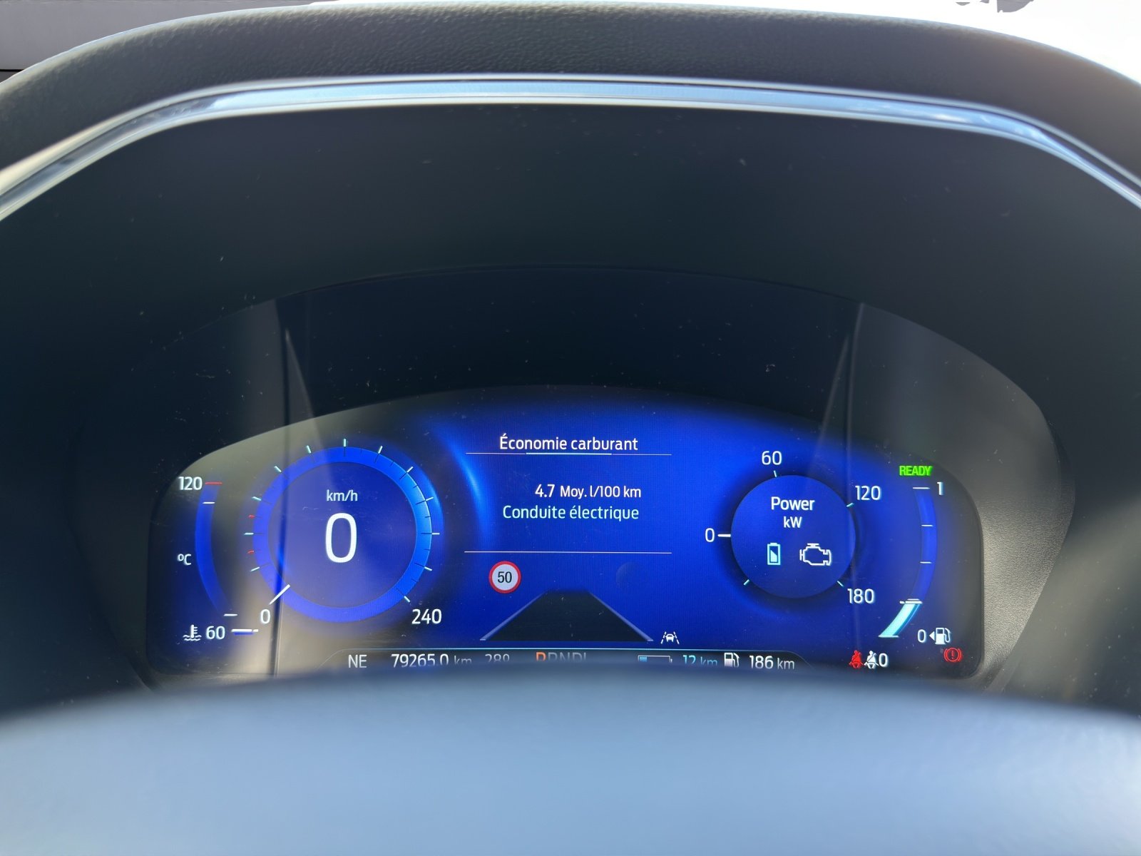 FORD Kuga 2.5 Plug-in Hybrid ST-Line X, Plug-in-Hybrid Benzin/Elektro, Occasion / Gebraucht, Automatik - 7