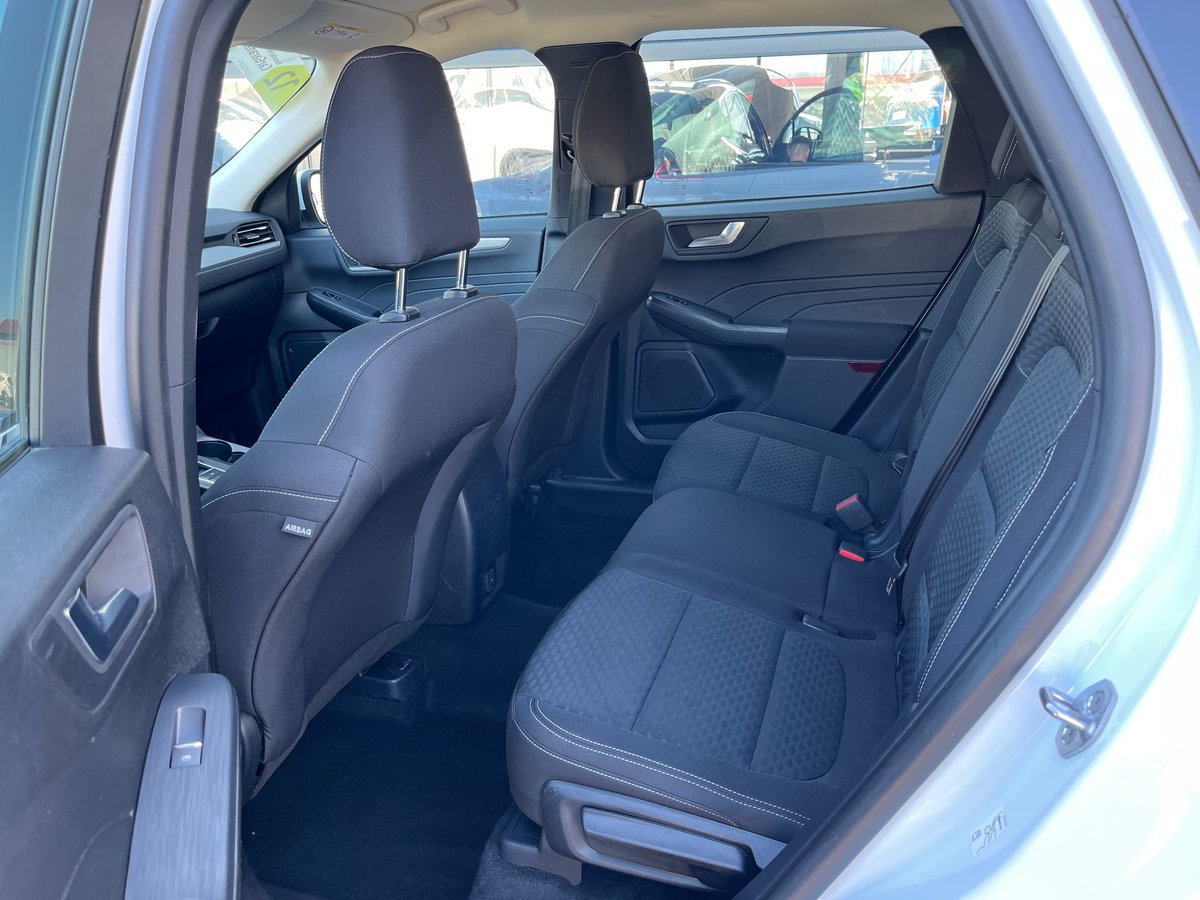 FORD Kuga 1.5 TDCi Cool & Connect 2WD Automat, Diesel, Occasion / Gebraucht, Automatik - 7