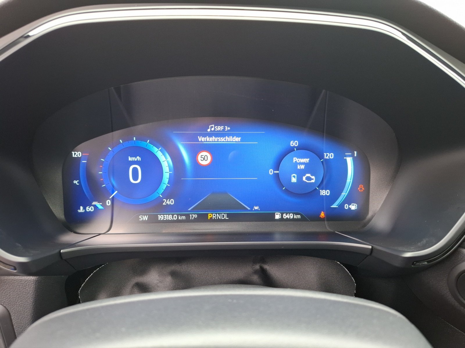 FORD Kuga 2.5 Hybrid ST-Line 4x4, Hybride Intégral Essence/Électricité, Occasion / Utilisé, Automatique - 4