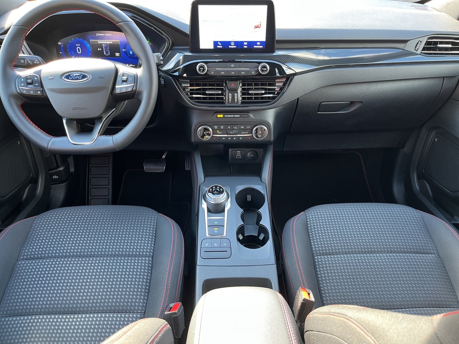 FORD Kuga 2.5 Hybrid ST-Line 4x4, Full-Hybrid Petrol/Electric, Second hand / Used, Automatic - 4