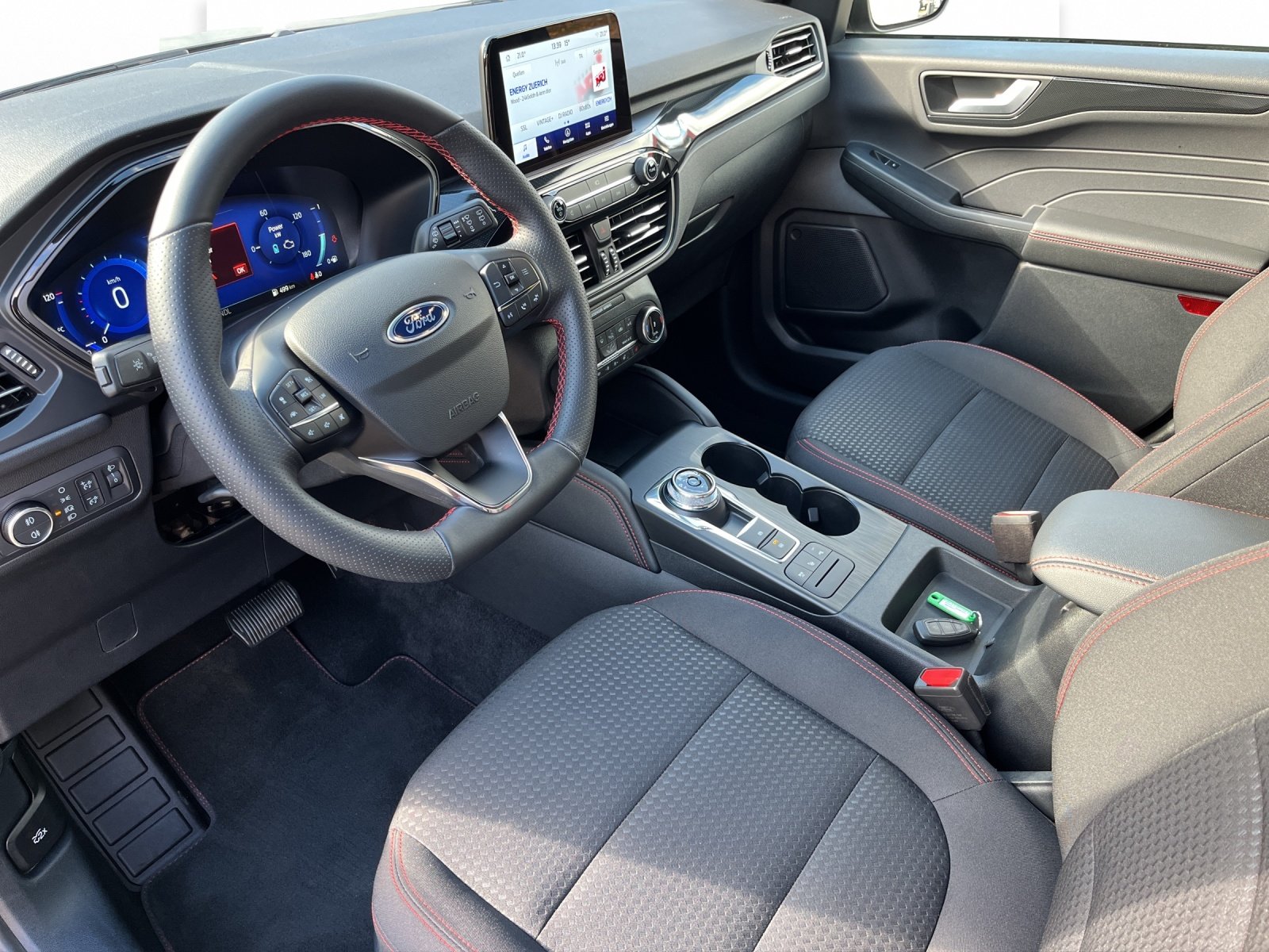 FORD Kuga 2.5 Hybrid ST-Line 4x4, Full-Hybrid Petrol/Electric, Second hand / Used, Automatic - 5