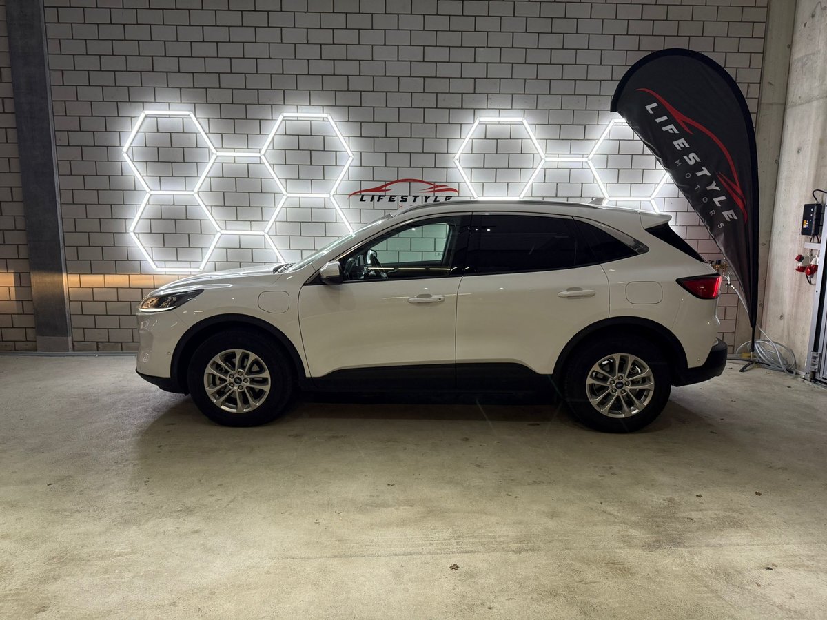 FORD Kuga 2.5 PHEV Titanium 2WD, Plug-in-Hybrid Petrol/Electric, Second hand / Used, Automatic - 2