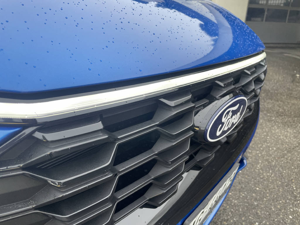 FORD Kuga 2.5 Plug-in Hybrid ST-Line X, Plug-in-Hybrid Petrol/Electric, Second hand / Used, Automatic - 3