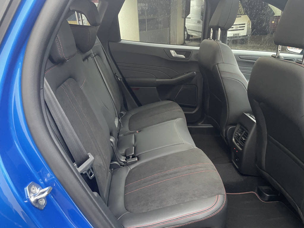 FORD Kuga 2.5 Plug-in Hybrid ST-Line X, Plug-in-Hybrid Petrol/Electric, Second hand / Used, Automatic - 6