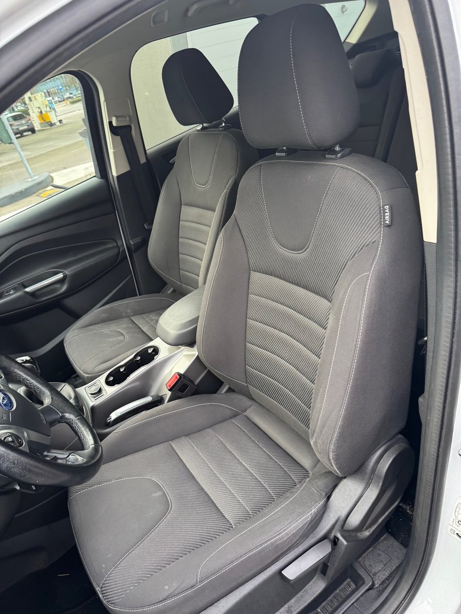 FORD Kuga 2.0 TDCi Carving 4WD, Diesel, Occasion / Utilisé, Manuelle - 4