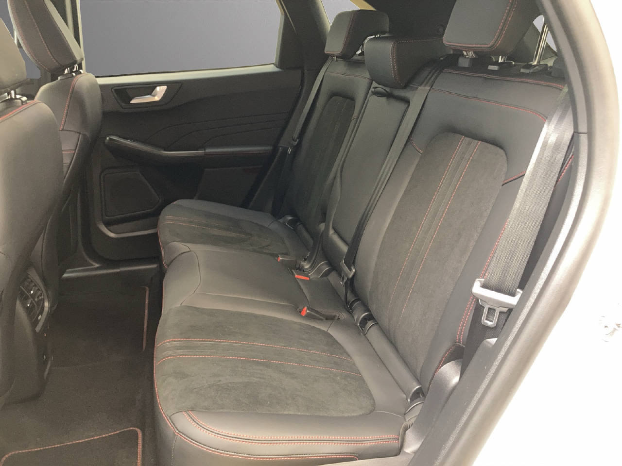 FORD Kuga 2.5 PHEV 242 PS ST-Line X, Plug-in-Hybrid Benzina/Elettrica, Occasioni / Usate, Automatico - 6