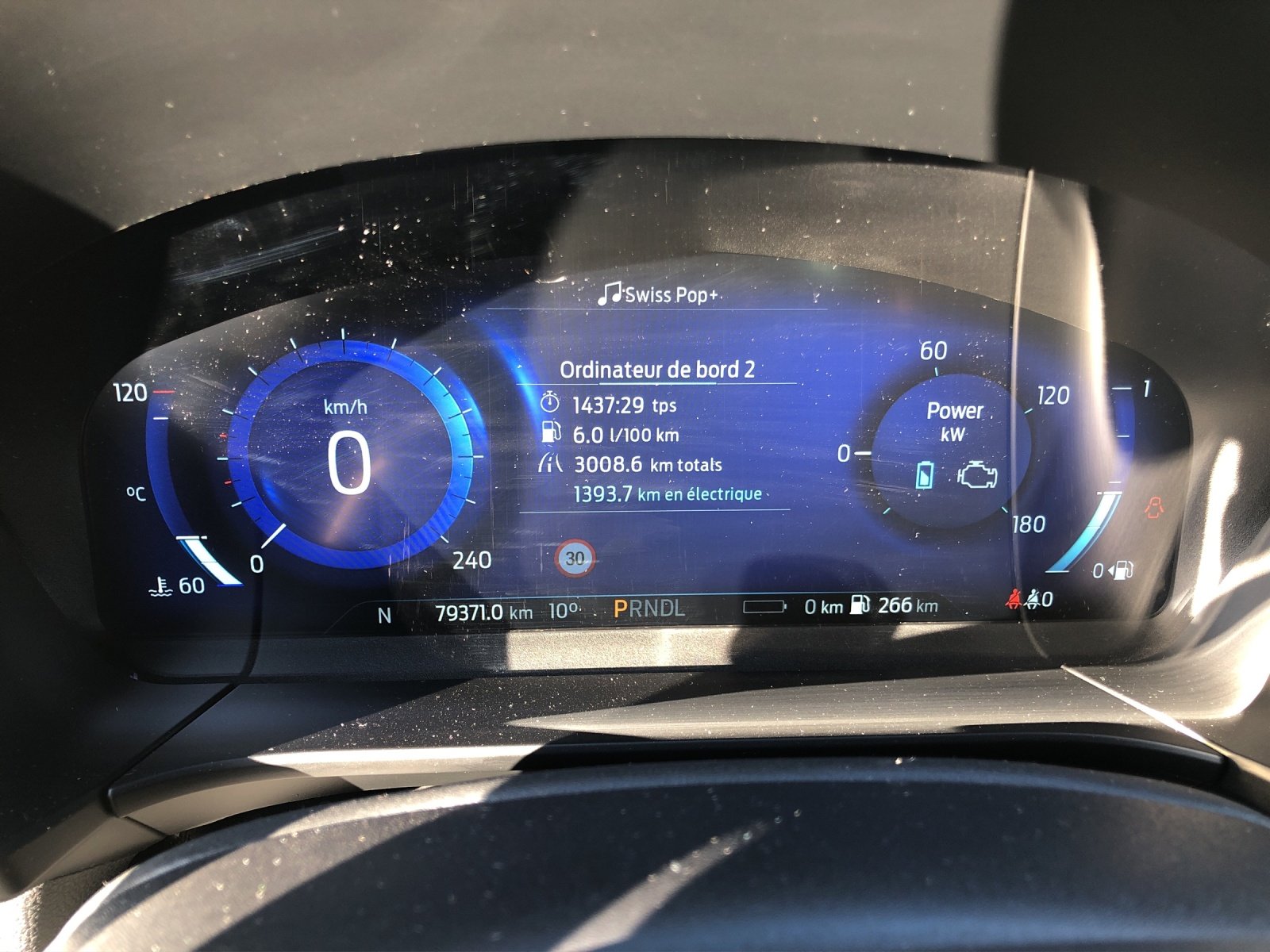 FORD Kuga 2.5 Plug-in Hybrid ST-Line, Hybride Rechargeable Essence/Électricité, Occasion / Utilisé, Automatique - 7