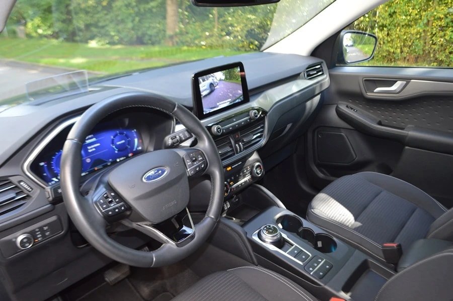 FORD Kuga 1.5 TDCi Titanium 2WD Automat, Diesel, Occasion / Utilisé, Automatique - 4
