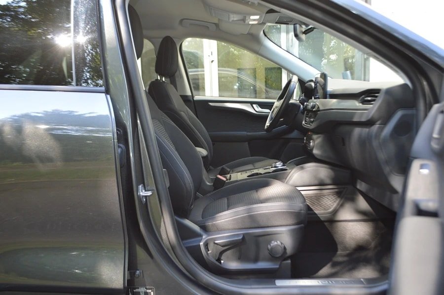 FORD Kuga 1.5 TDCi Titanium 2WD Automat, Diesel, Occasion / Utilisé, Automatique - 6