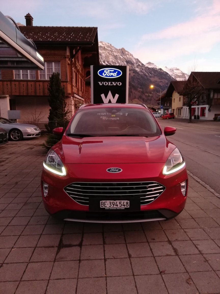 FORD Kuga (A) 2.5 Plug-in Hybrid Titanium, Plug-in-Hybrid Benzina/Elettrica, Occasioni / Usate, Automatico - 2