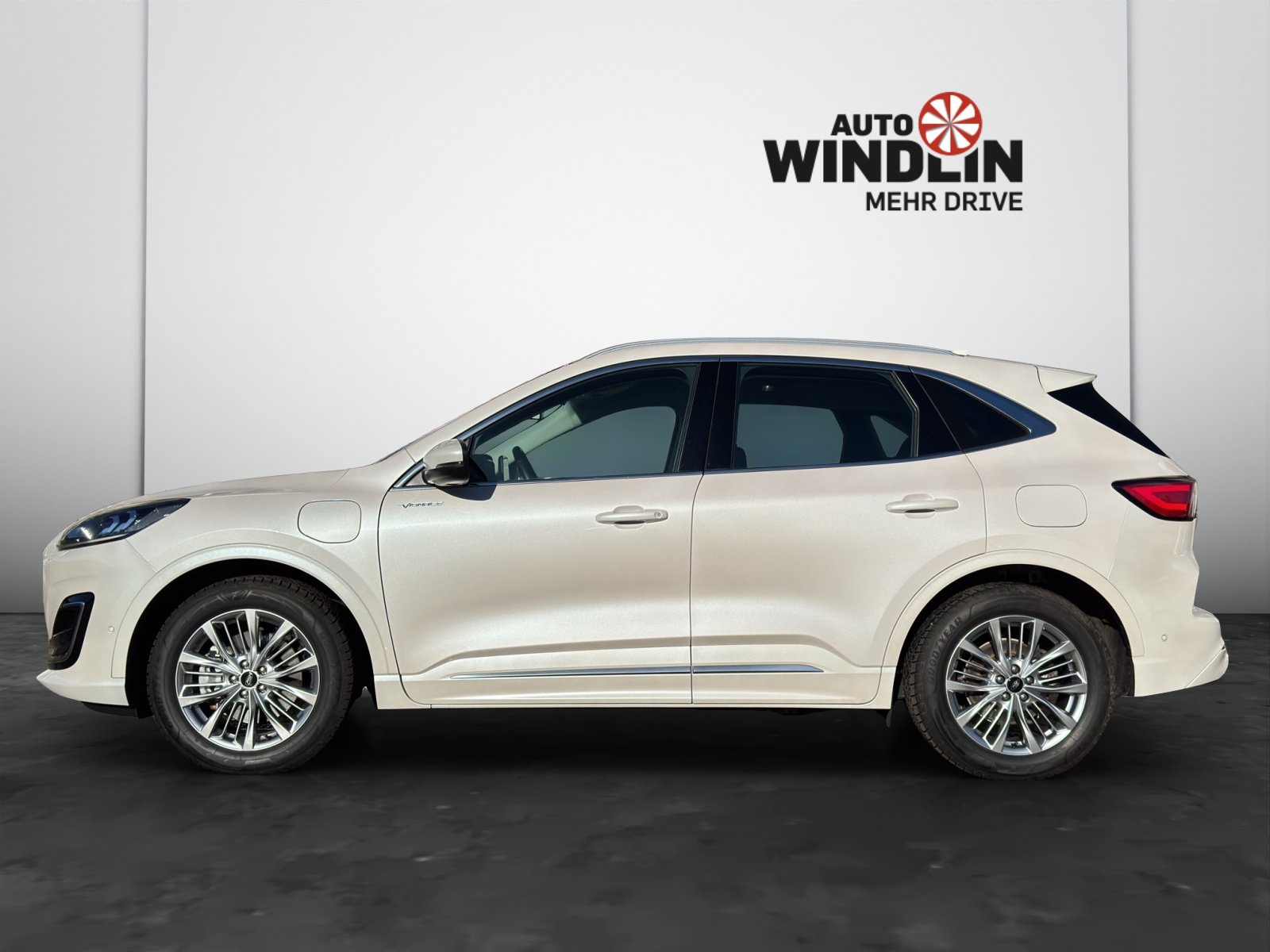 FORD Kuga 2.5 Plug-in Hybrid Vignale, Plug-in-Hybrid Benzina/Elettrica, Occasioni / Usate, Automatico - 3