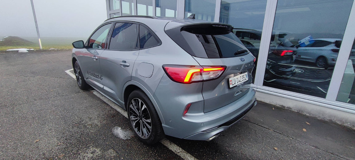 FORD Kuga 2.5 Hybrid ST-Line X 4x4, Hybride Intégral Essence/Électricité, Occasion / Utilisé, Automatique - 4