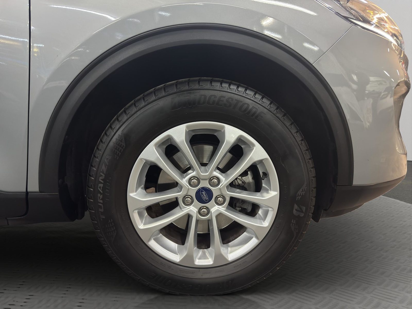 FORD Kuga 2.0 EcoBlue Titanium 4x4, Diesel, Occasion / Utilisé, Automatique - 7