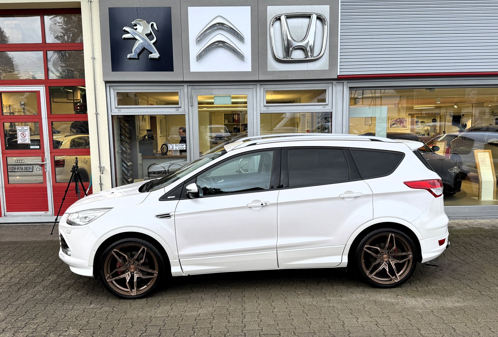 FORD Kuga 1.6 SCTi Titanium S 4WD Automatic, Petrol, Second hand / Used, Automatic - 4